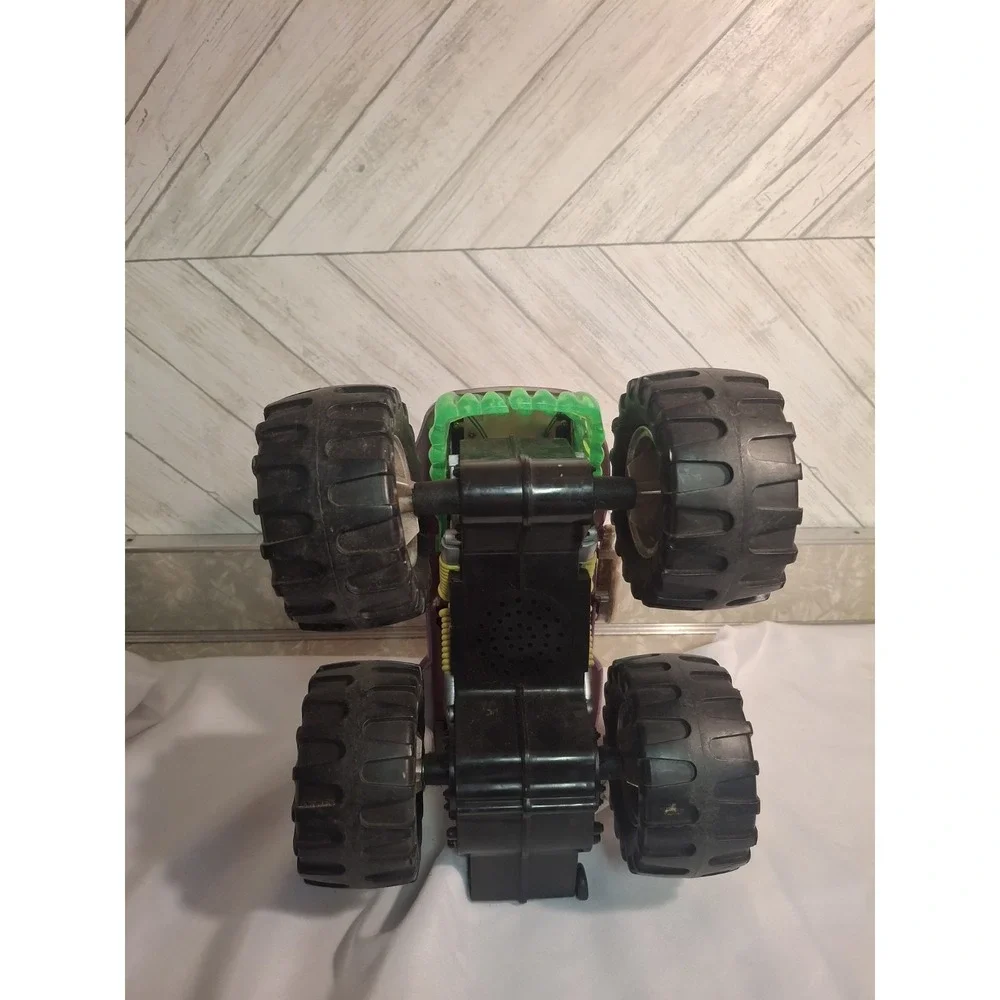 ROAD RIPPERS TOY STATE HUGE MONSTER TRUCK MOTORIZED AS IS UNTESTED READ Vintage